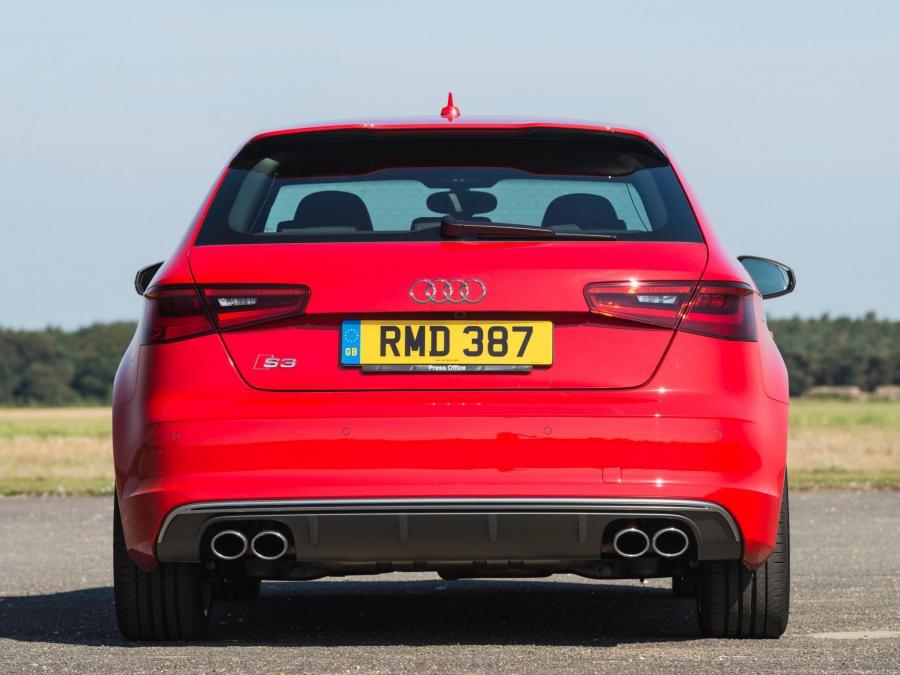  Audi S3 (8V) 2013 года  (UK) (фото 5 из 21)